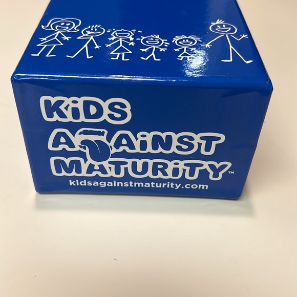 Kids Against Maturity core game - Picture 5 of 16